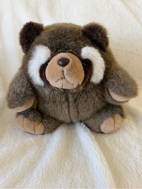 Unipak Chubby "Fatsoo" Plumpee Raccoon Plush